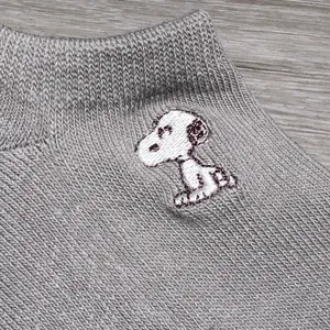 snoopy peanuts embroidered gray ankle socks thumbnail 2