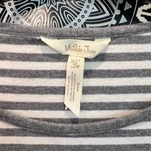 Matilda Jane Womens Grey White Striped Long Sleeve Scoop Neck Top Size M thumbnail 2