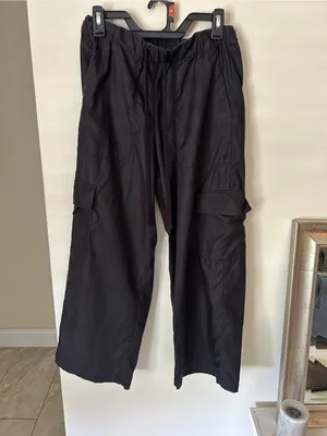 Banana Republic high rise black twill cargo wide leg cotton casual pants S thumbnail 2