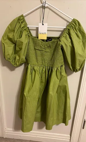 Green Dresss thumbnail 1