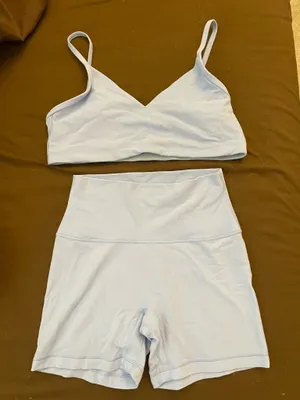 Aritzia TNA Butter Workout Set thumbnail 1