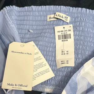 NWT‎ Abercrombie & Fitch Blue Halter Crop Top Summer Coastal Watercolor Preppy thumbnail 4
