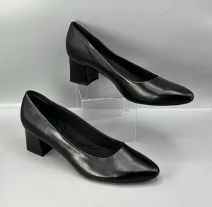 Easy Spirit Cosma Pumps Womens 8 Black Leather Almond Toe Slip On Career Formal thumbnail 1
