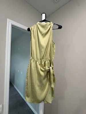 PRETTYGARDEN Green silk one shoulder dress thumbnail 2