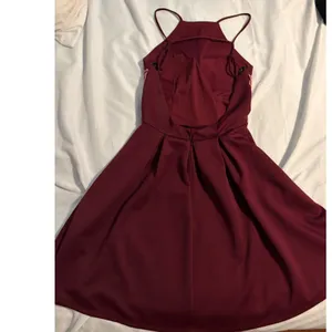 B. Darlin‎ Fit & Flare Dress Floral Embroidered Burgundy Open Back Size 3/4 thumbnail 6