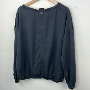Prana Lavendar Bay Pullover Top size Medium Gray thumbnail 7