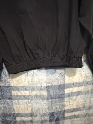 Mono B Black Full-Zip Cropped Jacket thumbnail 4