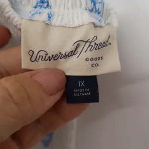 Universal Thread Blue Paisley Halter Maxi Dress White Smocked Back Plus Size 1X thumbnail 2