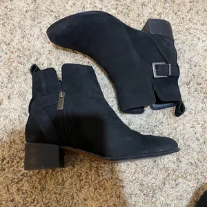 Vionic Size 7 Sienna Suede Bootie Boots Black Buckle Waterproof thumbnail 7
