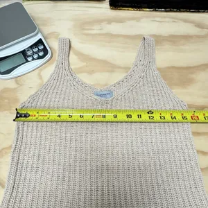 Cashmeren Women's Beige Knit Tank Top V-Neck Sleeveless Ribbed Minimalist Summer thumbnail 9