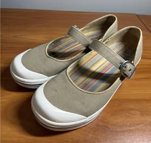 Dansko Valerie Women's Olive Green Canvas Mary Jane Clog Sneaker 37 /6.5 thumbnail 1