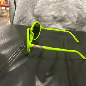 Lime Green Oversized Sunglasses thumbnail 10