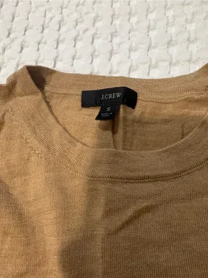 Women’s Beige 100% Merino Wool Crewneck Sweater Size Small thumbnail 3