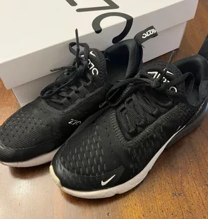 Nike Air Max 270 Black White thumbnail 6