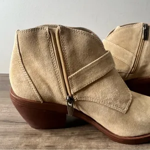Vince Camuto Ashena Beige Women's Bootie Size 10 #317 thumbnail 6