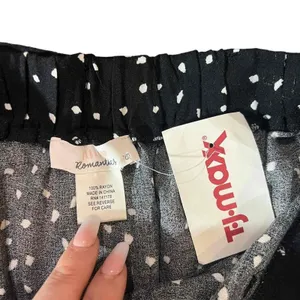 NWT Urban‎ Romantics Black/White Polka Dots Tie-Waist Ruffled Skirt Size Large thumbnail 2