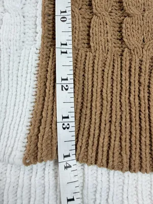 Derek Heart Women’s Small Brown Ivory Colorblock Cable Knit Cropped‎ Sweater thumbnail 10