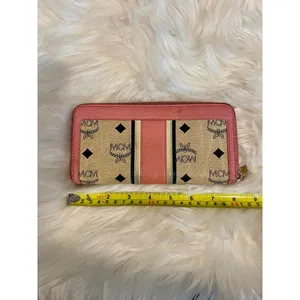 MCM Visetos Studded Continental Wallet Authentic Pink & Ivory Leather 8"x4" EUC thumbnail 10