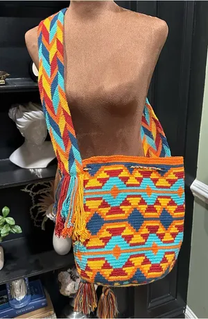 Handcrafted Wayuu Mochila Shoulder Bag – Colorful Geometric Pattern thumbnail 1