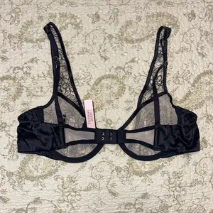 Victoria’s Secret Floral Plunge Bra thumbnail 5