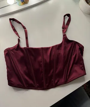 Auden Target Satin Top Size M thumbnail 1