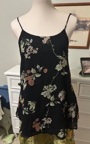 Brandy Melville Floral Cami Black Summer Tank Top One Size Adjustable Straps thumbnail 1