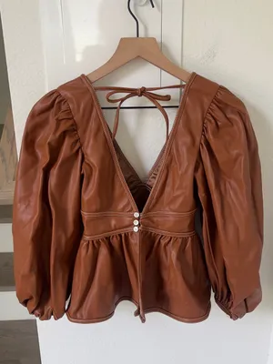 Staud Luna Vegan Leather Peplum Top - Whisky Brown thumbnail 4