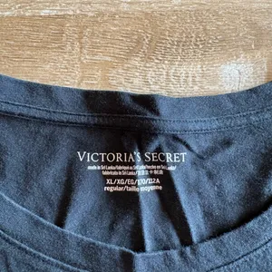 Victoria’s Secret Short Sleeve Pajama Set thumbnail 7