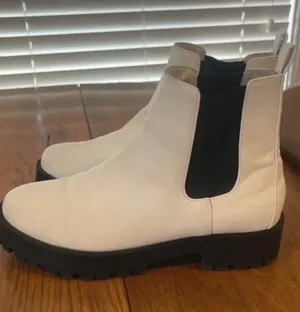 BP Women’s Boots  thumbnail 1