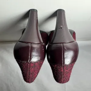 Giani Bernini Vineza Size 6 Memory Foam Burgundy Sweater Tweed Heels T-Strap 60s thumbnail 2