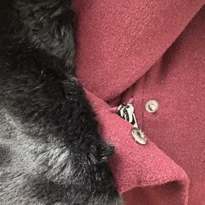 DKNY Wool Cashmere Blend Coat 4 Burgundy Faux Fur Collar Zip‎ Timeless Classy thumbnail 11