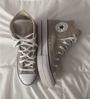 Platform Converse thumbnail 1