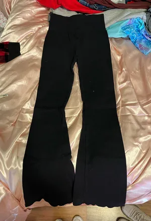 black flare leggings thumbnail 1