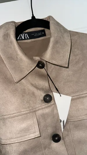 ZARA Cropped Button Up thumbnail 5
