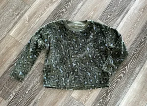 Aerie Sz S So Cozy Warm Fleece Pullover Sweatshirt Green & Blue Leopard Print thumbnail 3