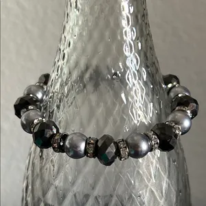 Set of 9 Chic Multi-Color Aurora Borealis Faceted Beaded Stretch Bracelets thumbnail 2