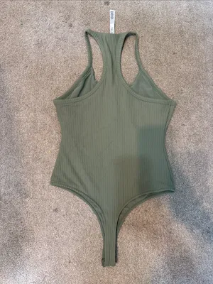 Victoria’s Secret Sport Green Ribbed Henley Racerback Thong Bodysuit Size S thumbnail 4