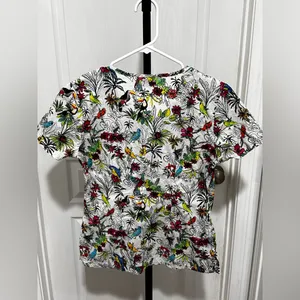 Dickies Xs vintage scrub top thumbnail 5