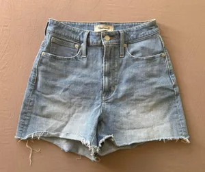 Madewell The Curvy Perfect Vintage Jean Shorts thumbnail 7