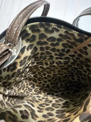 Western Tooled Crossbody thumbnail 3
