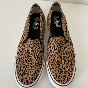 Keds women’s slip on print shoes‎ — size 7 thumbnail 3