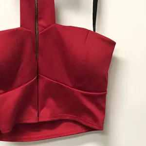 😀 NWOT B Envied Red Cut Out Crop Top Made in USA thumbnail 2