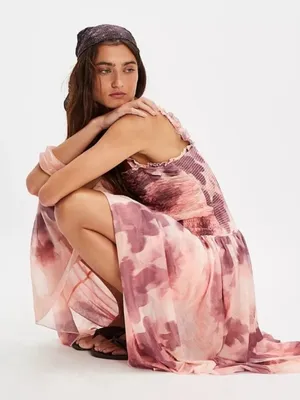 Free People Tessa Smocked Midi Dress NWT XS Pink Floral Ruched REVOLVE thumbnail 3