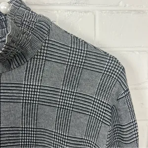 Zara Houndstooth Herringbone Knit Long Sleeve Top Size M thumbnail 6
