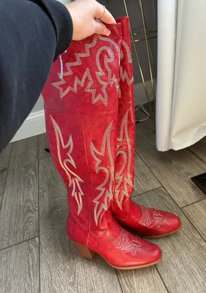 Red Cowboy Amazon Boots thumbnail 1