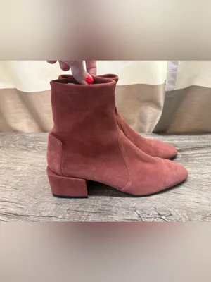 Stuart Weizmann Accordion
Suede Sock Bootie size 9 B thumbnail 4