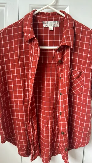 Pink Rose Deep Burnt Orange Short Sleeve Button-up thumbnail 2