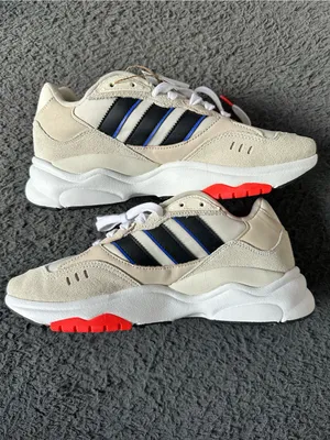 Adidas Retropy F90 Mystique HP8094 Off-White/Red/Blue Size 9 Men/10.5 Women thumbnail 2