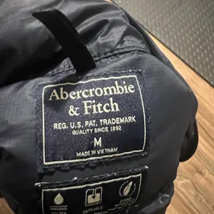 Abercrombie & Fitch Packable Down Puffer Jacket Unisex M Navy Water-Resistant thumbnail 7