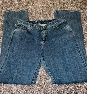 Jeans thumbnail 1